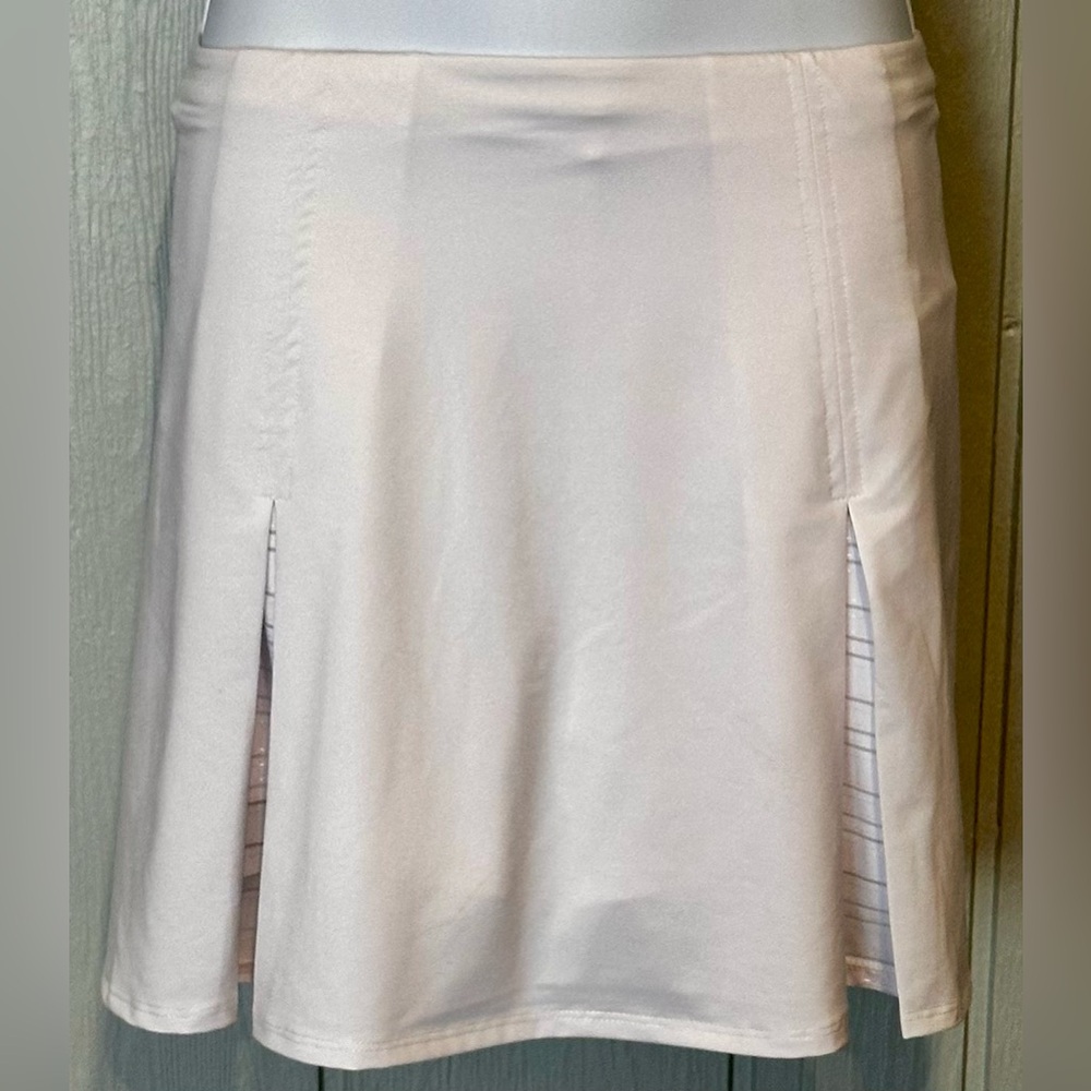 Cross Court White Women's Skirt
